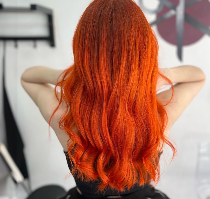 Resultado de color cobrizo y ondas realizado en el salón